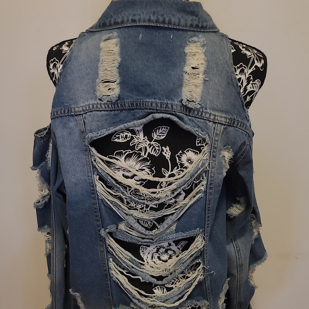 Jean jacket - Picture 2 of 2